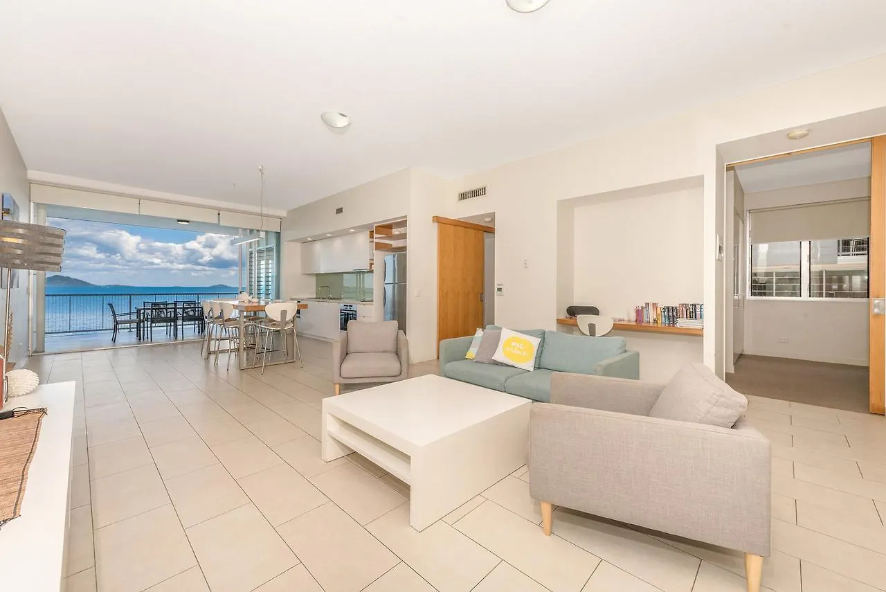 1 Bright Point Apartment 5101 Nelly Bay 0*,  Australien